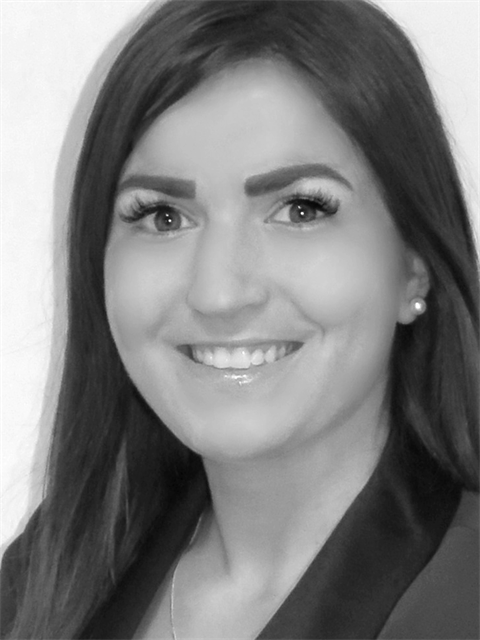 Photograph of Jennifer Patton