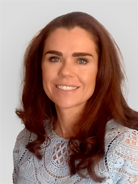 Photo of Karen Bennett